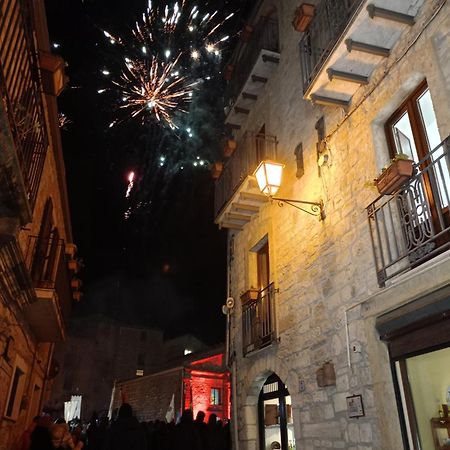 B&B Del Corso Gangi Εξωτερικό φωτογραφία
