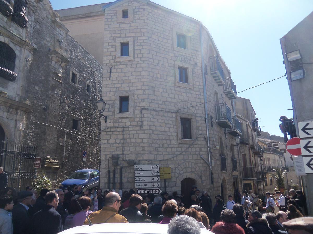 B&B Del Corso Gangi Εξωτερικό φωτογραφία