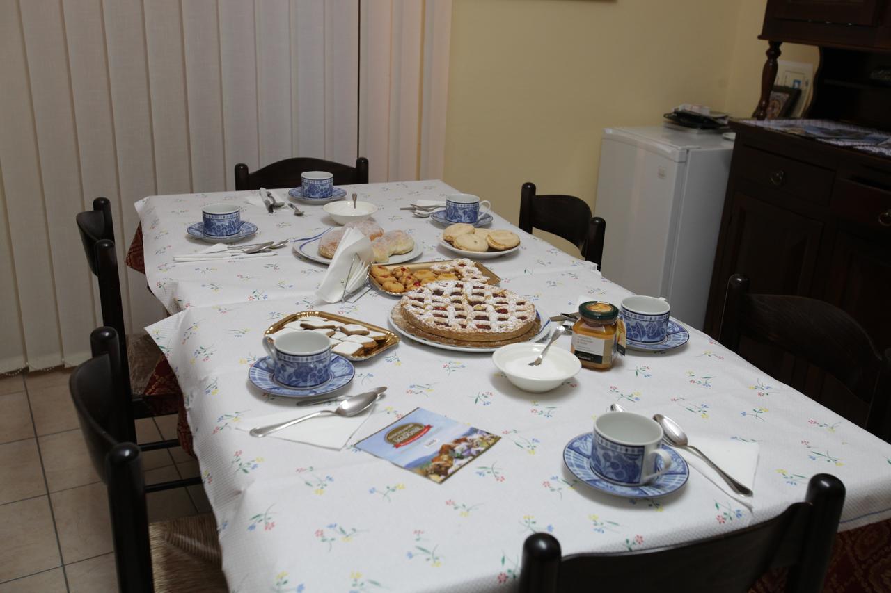 B&B Del Corso Gangi Εξωτερικό φωτογραφία